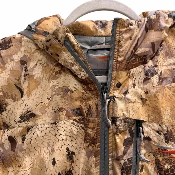 SITKA Camo Puffer Jacket Size Medium